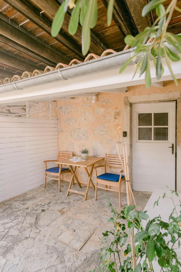 Romantic Stone House Double Room Корнич Екстер'єр фото